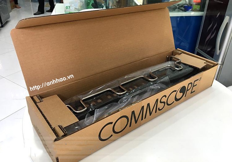 Thanh patch panel 24 cổng Commscope cat6